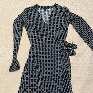Ann Taylor Long-Sleeved Wrap Dress, Size 2